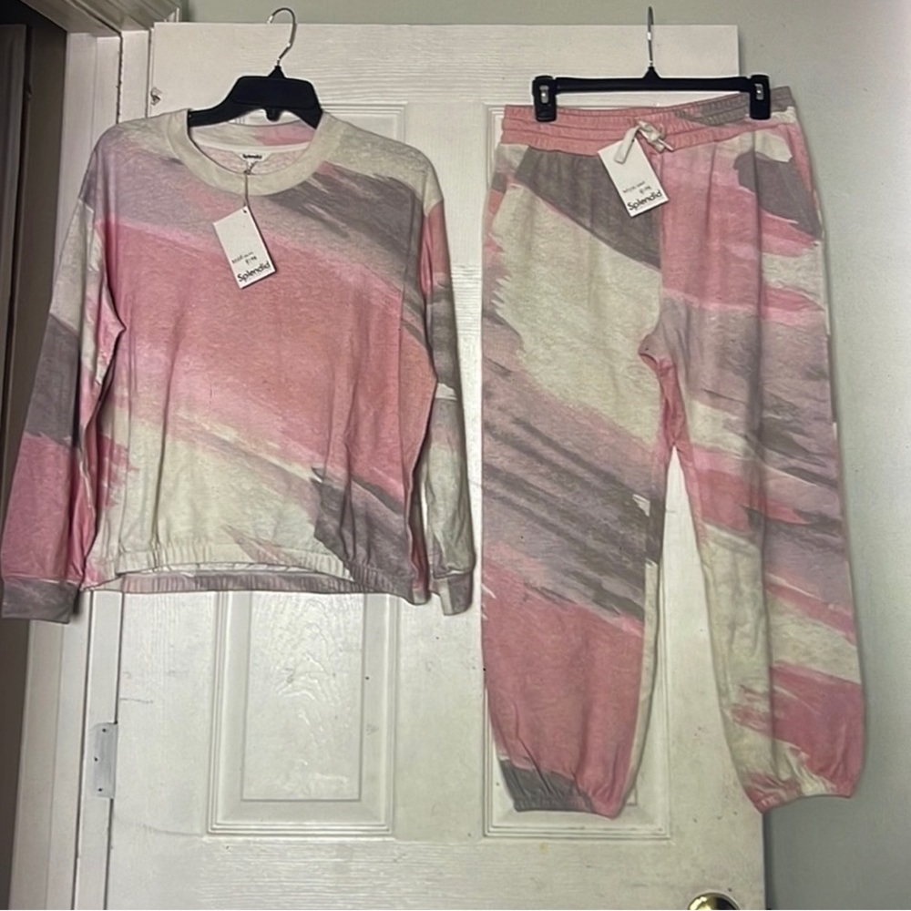 🦋NWT SPLENDID SUNWASH PULLOVER AND JOGGER SET, size medium